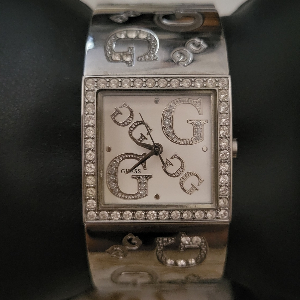 Guess Watch